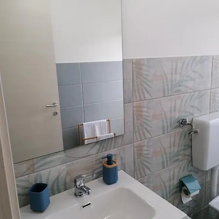 Donnalory Apartman *